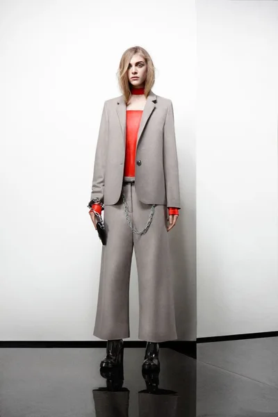 Look 8